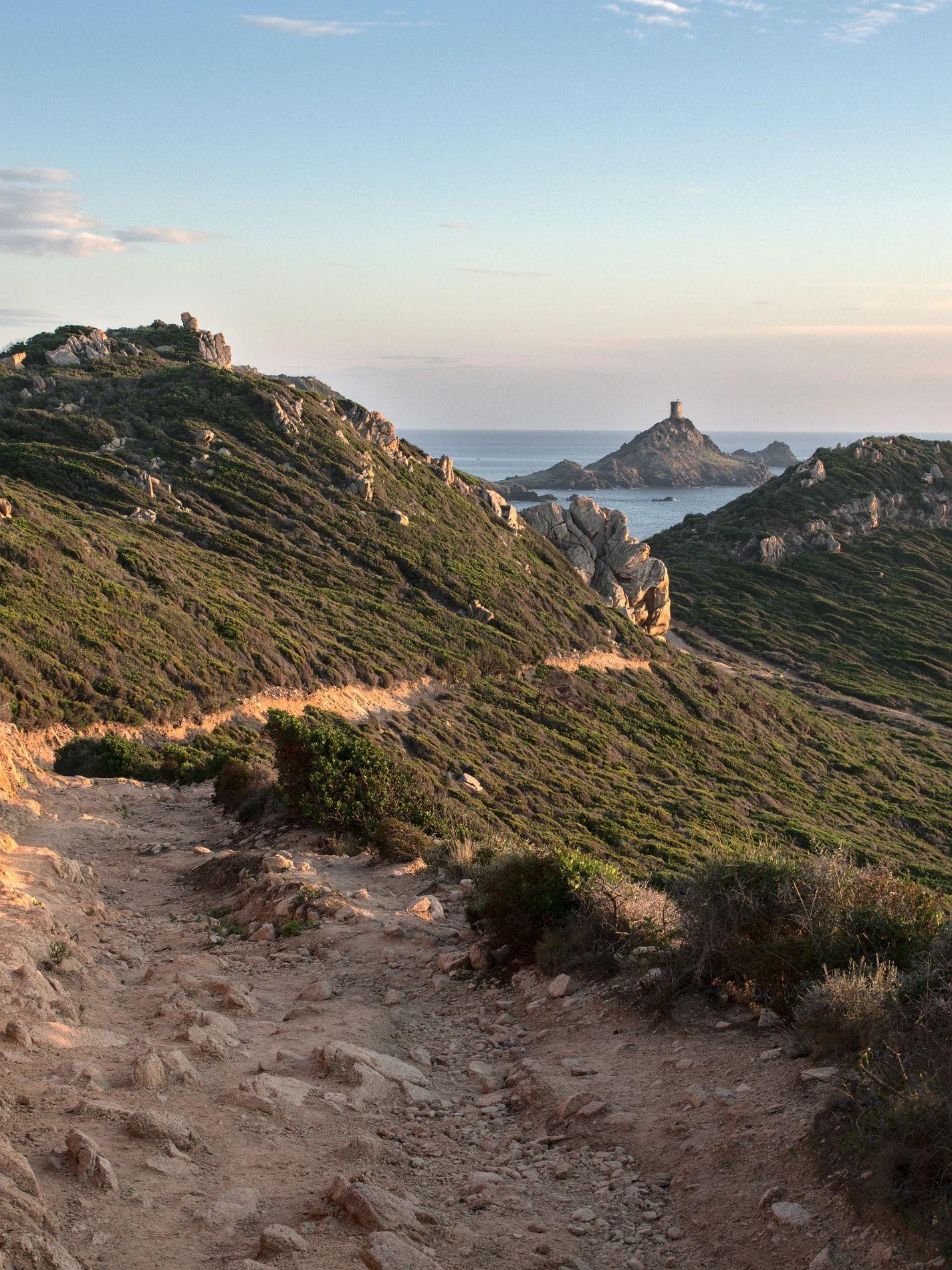 Excursion aux îles Sanguinaires face à la résidence Les Calanques