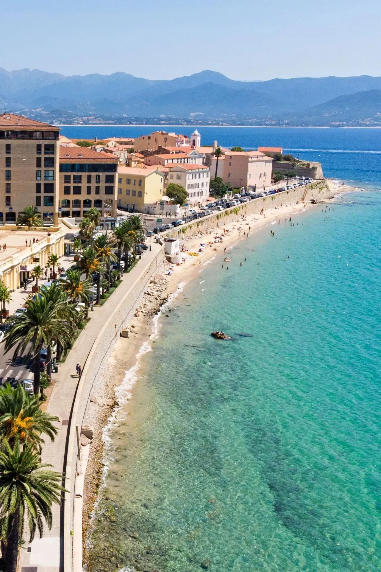 Les plages d'Ajaccio et leurs eaux turquoises